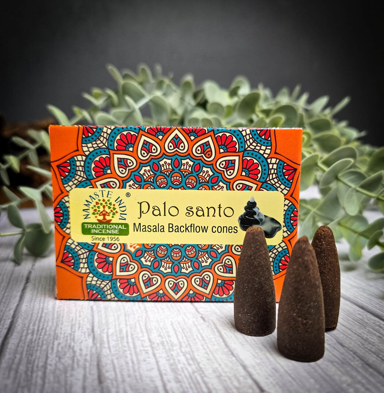 Kadzidełka Stożkowe Backflow- Palo Santo - Namaste India